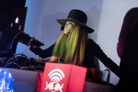 Erykah-Badu_Red-Bull-Music-academy-NY-2013_fot.-Dan-Wilton_Red-Bull-Content-Pool