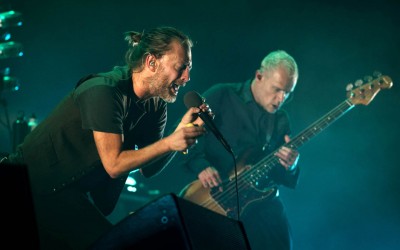 Thom Yorke i Flea wykonują utwór „Atoms For Peace”